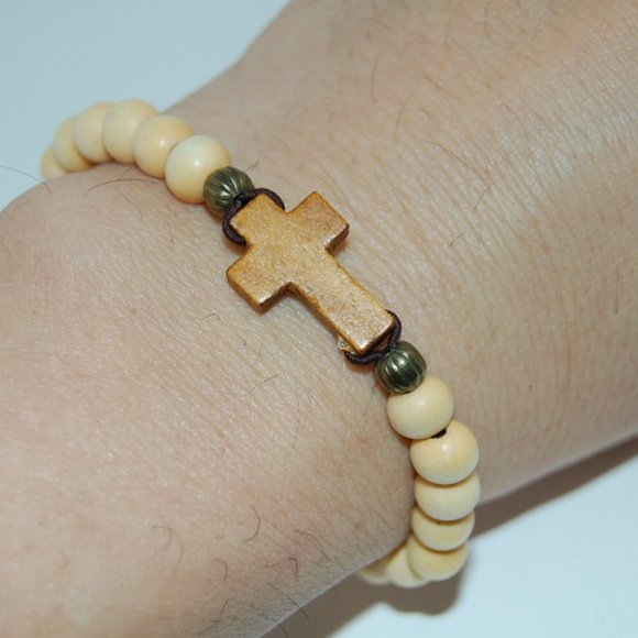 Cross Bracelet,Wood Bracelet,Elastic Stretch Bracelet - Picture 1 of 1